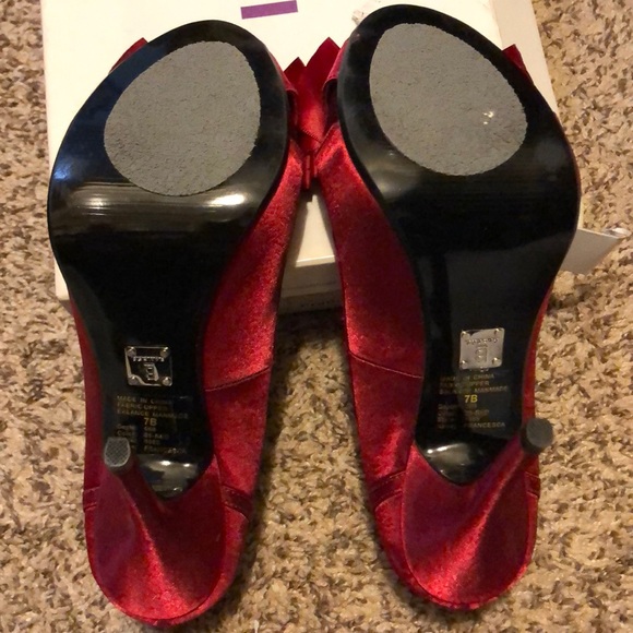 Bakers red satin platform/heels Francesca 1385 - Picture 4 of 5
